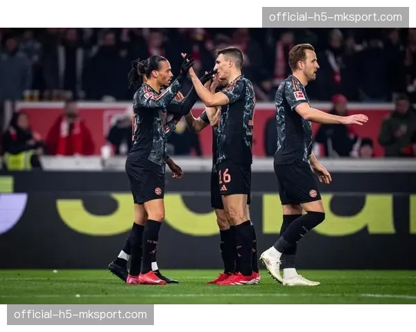 斯图加特1-0门兴,全场控球率仅35%完成零封 斯图加特1-0门兴,全场控球率仅35%完成零封