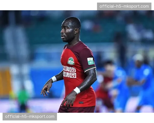 保级成功球队核心球员续约谈判陷入僵局